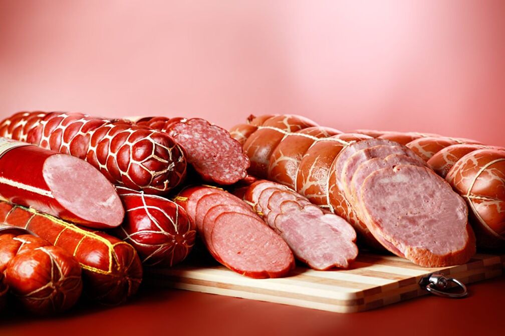 La saucisse comme aliment interdit dans la prostatite