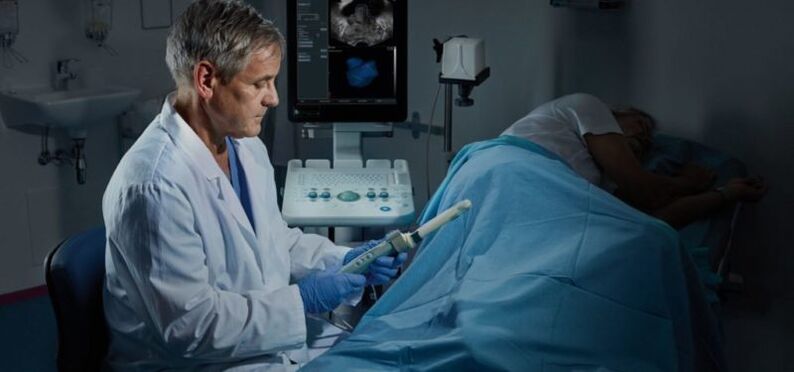 L'examen échographique de la prostate à travers le rectum est une méthode utile pour diagnostiquer la prostatite.